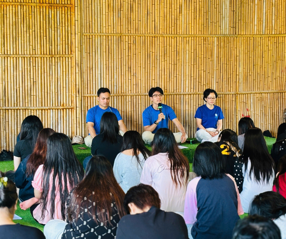 Bạn chọn rác, chọn hoa hay chọn đất mẹ? - hình 3