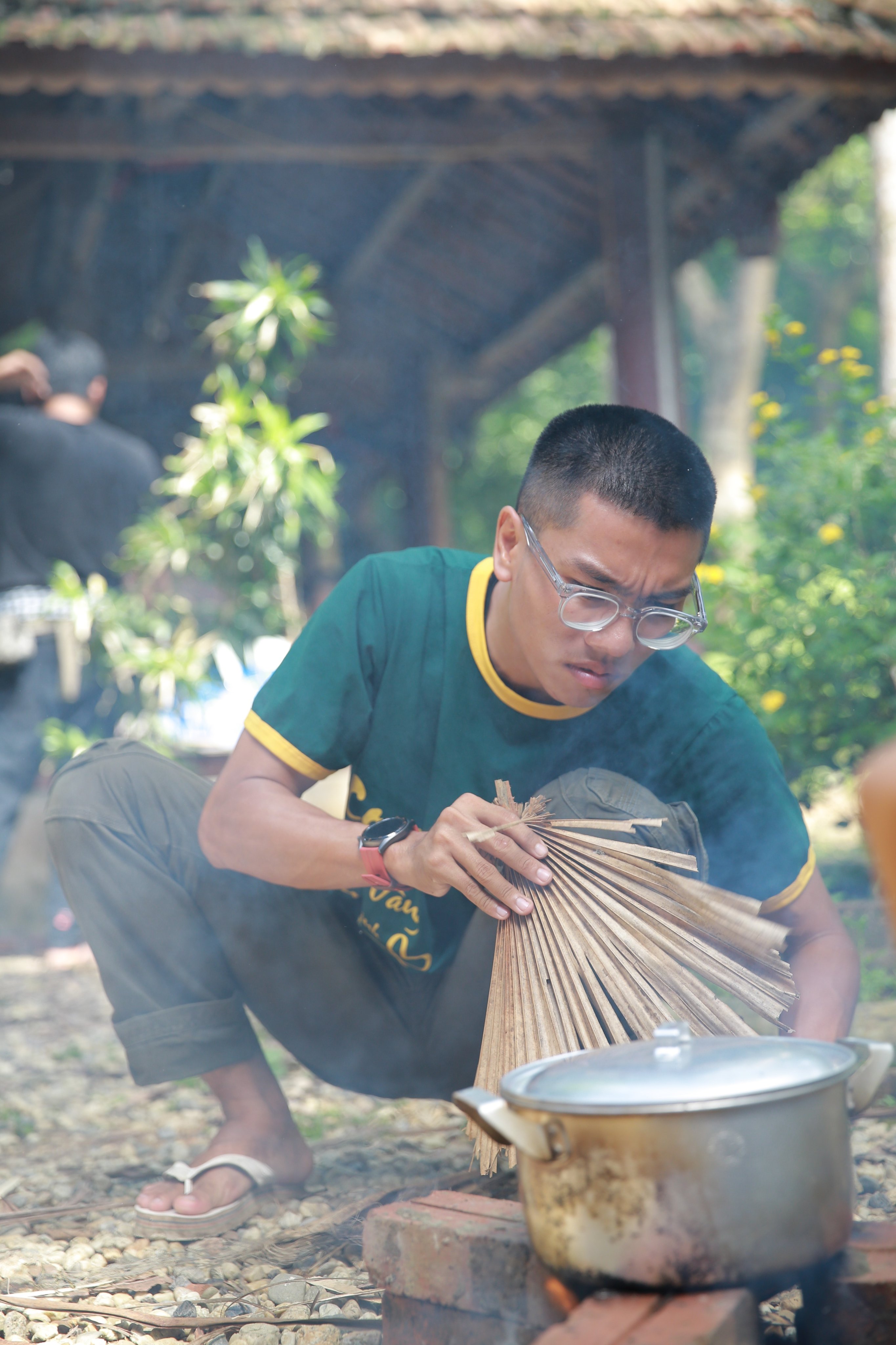 Bạn chọn rác, chọn hoa hay chọn đất mẹ? - hình 6